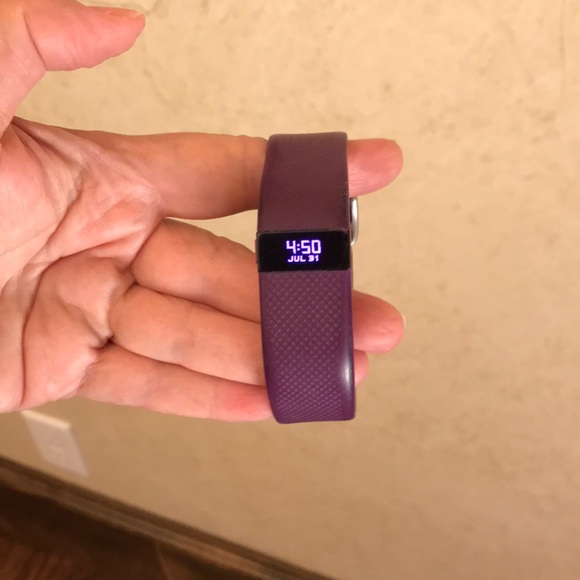 Fitbit Watch - Picture 2 of 7